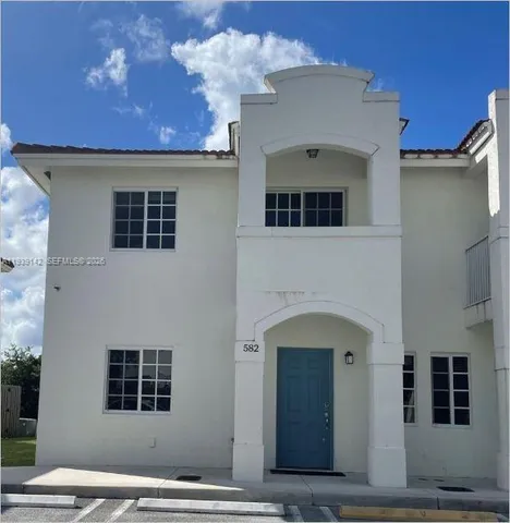 $2,300 | 582 Southwest 2nd Place, Florida City, FL 33034