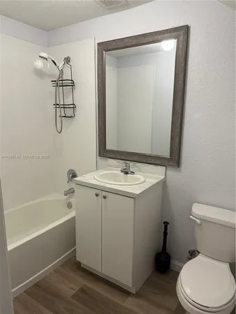 $2,500 | 582 Southwest 2nd Place, Florida City, FL 33034