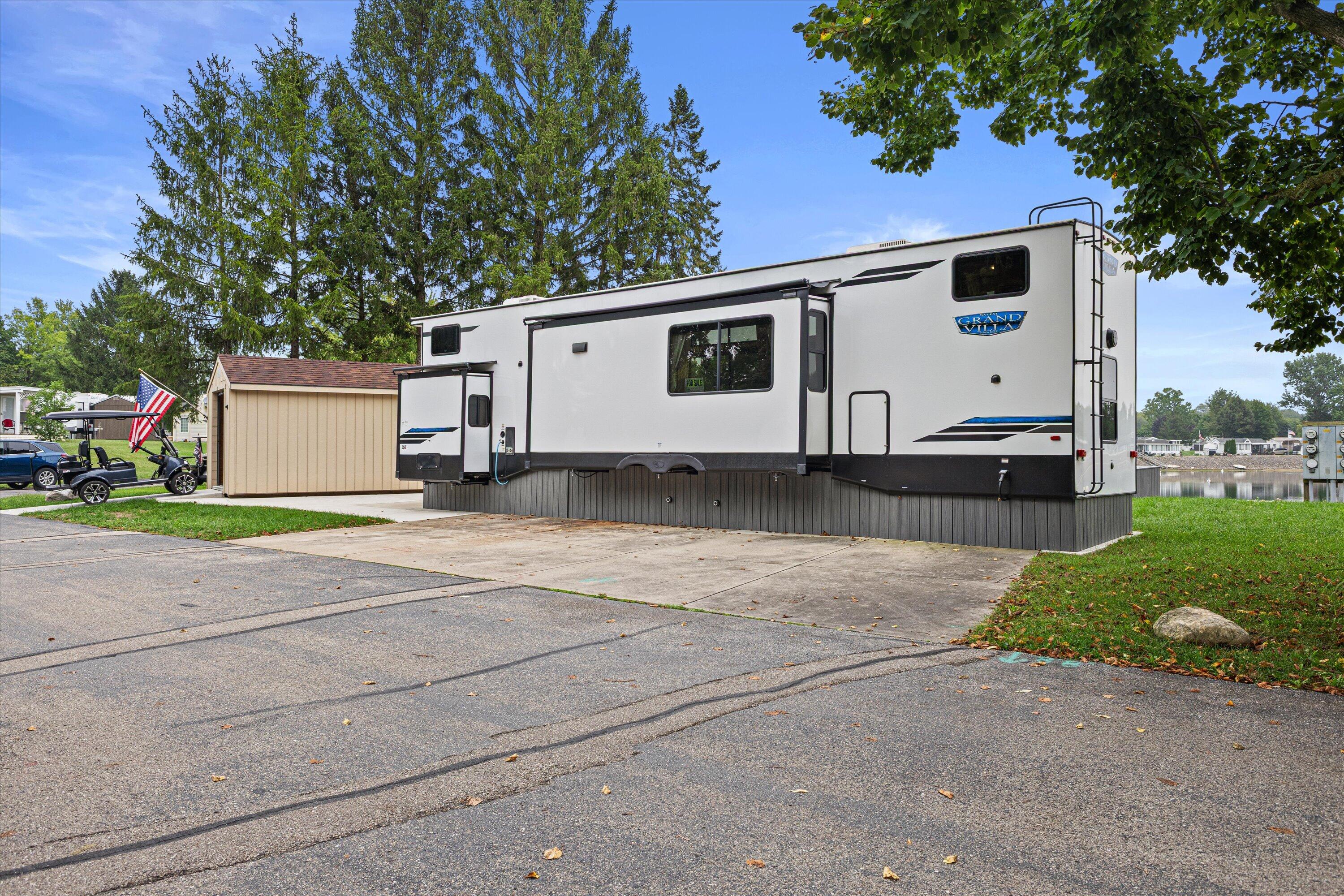 W4945 County Rd ES, Unit 168 Sugar Creek, WI 53121 - Photo 25 of 35 11-KCM-121