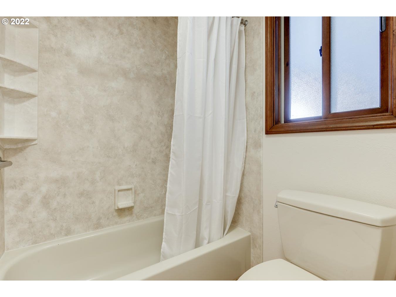 25075 Southwest Neill Road Sherwood, OR 97140 - Photo 17 of 32 Gallery Image 17