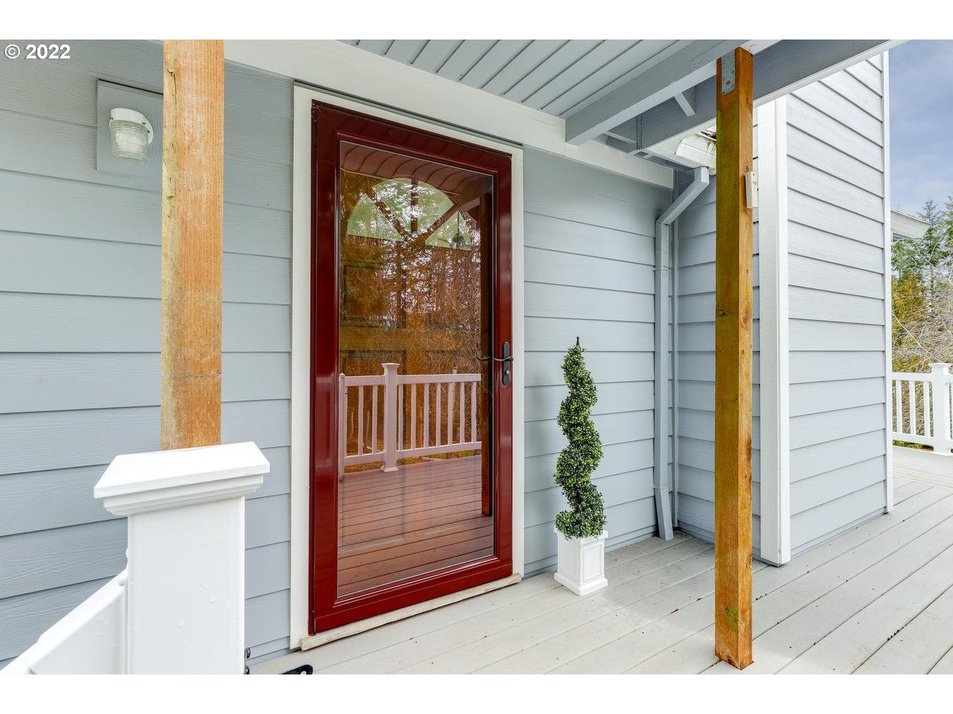 25075 Southwest Neill Road Sherwood, OR 97140 - Photo 4 of 32 Gallery Image 4