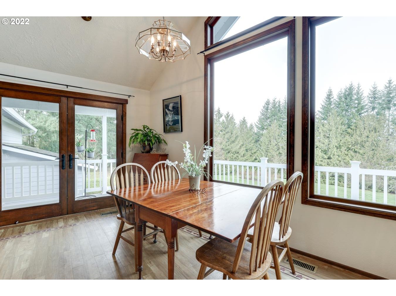 25075 Southwest Neill Road Sherwood, OR 97140 - Photo 9 of 32 Gallery Image 9