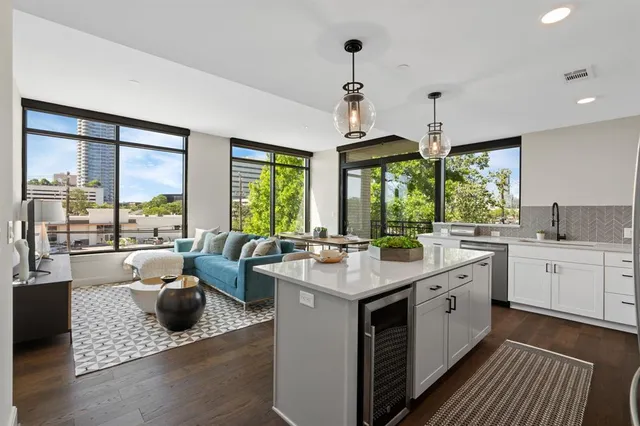 $4,207 | 2511 Willowick Road, Unit 326 | Houston