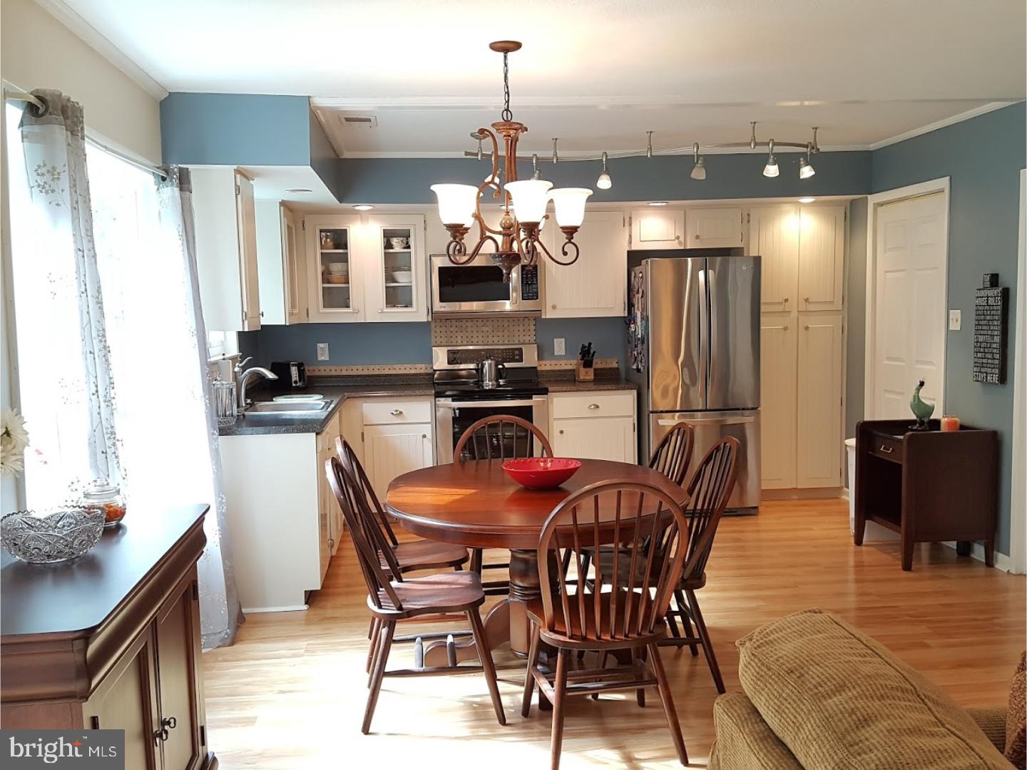 551 Coach Road Horsham, PA 19044 - Photo 21 of 25 Breakfast Room