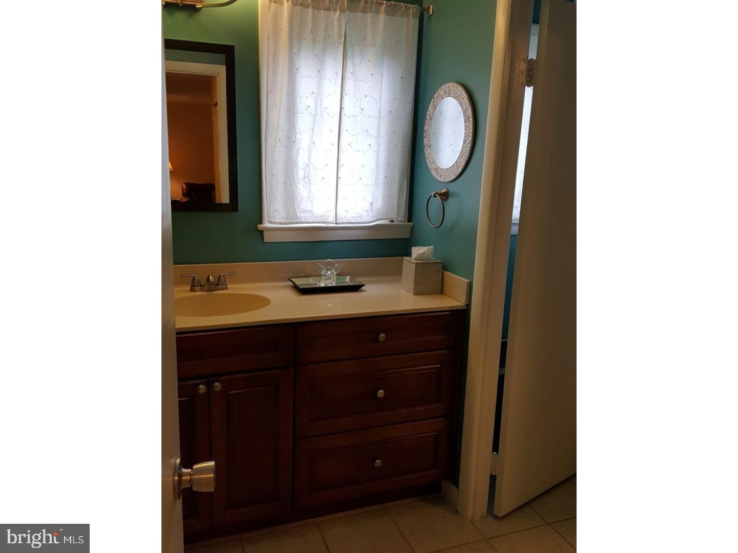 551 Coach Road Horsham, PA 19044 - Photo 6 of 25 Bathroom