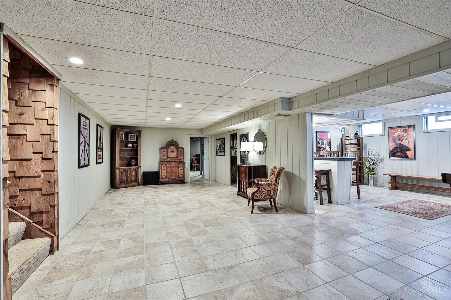 522 Riddle Road Cincinnati, OH 45231 - Photo 33 of 57 Gallery Image 33