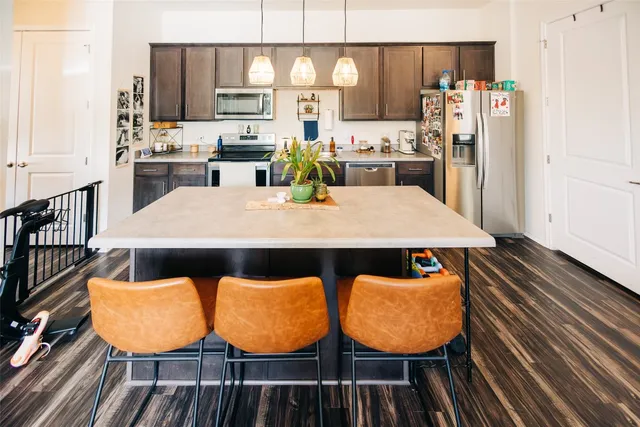 $199,900 | 8601 West Gate Boulevard, Unit 4103, Austin, TX 78745