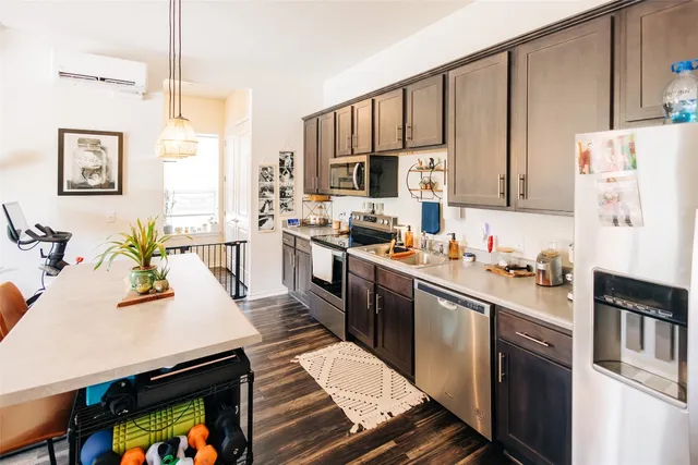 $199,900 | 8601 West Gate Boulevard, Unit 4103, Austin, TX 78745