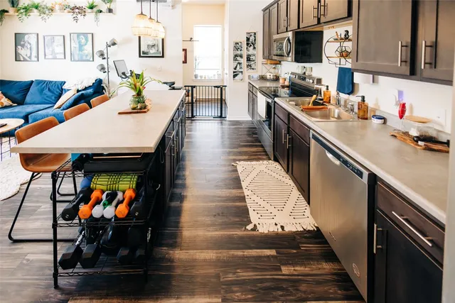 $199,900 | 8601 West Gate Boulevard, Unit 4103, Austin, TX 78745