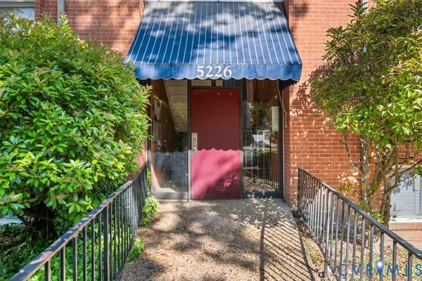 $139,900 | 5226 Castlewood Road, Unit E, Richmond, VA 23234
