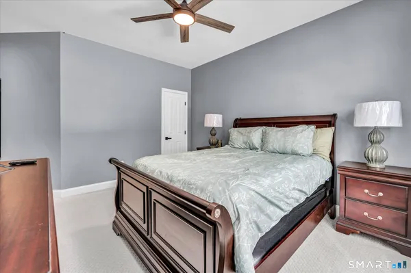 $899,900 | 2 Tavistock, Unit 2, Cromwell, CT 06416