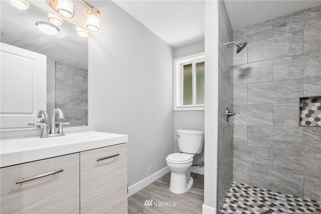 10420 Southeast 194th Place Renton, WA 98055 - Photo 13 of 30 Gallery Image 13
