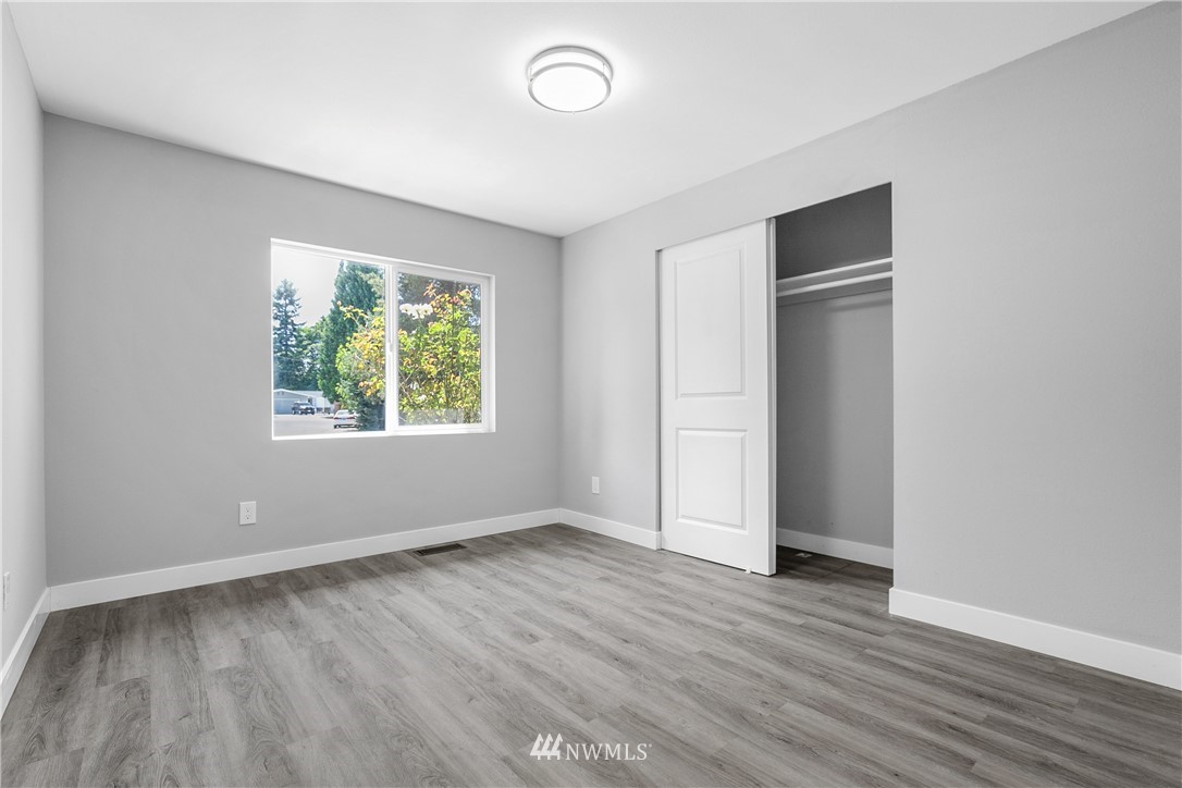 10420 Southeast 194th Place Renton, WA 98055 - Photo 22 of 30 Gallery Image 22