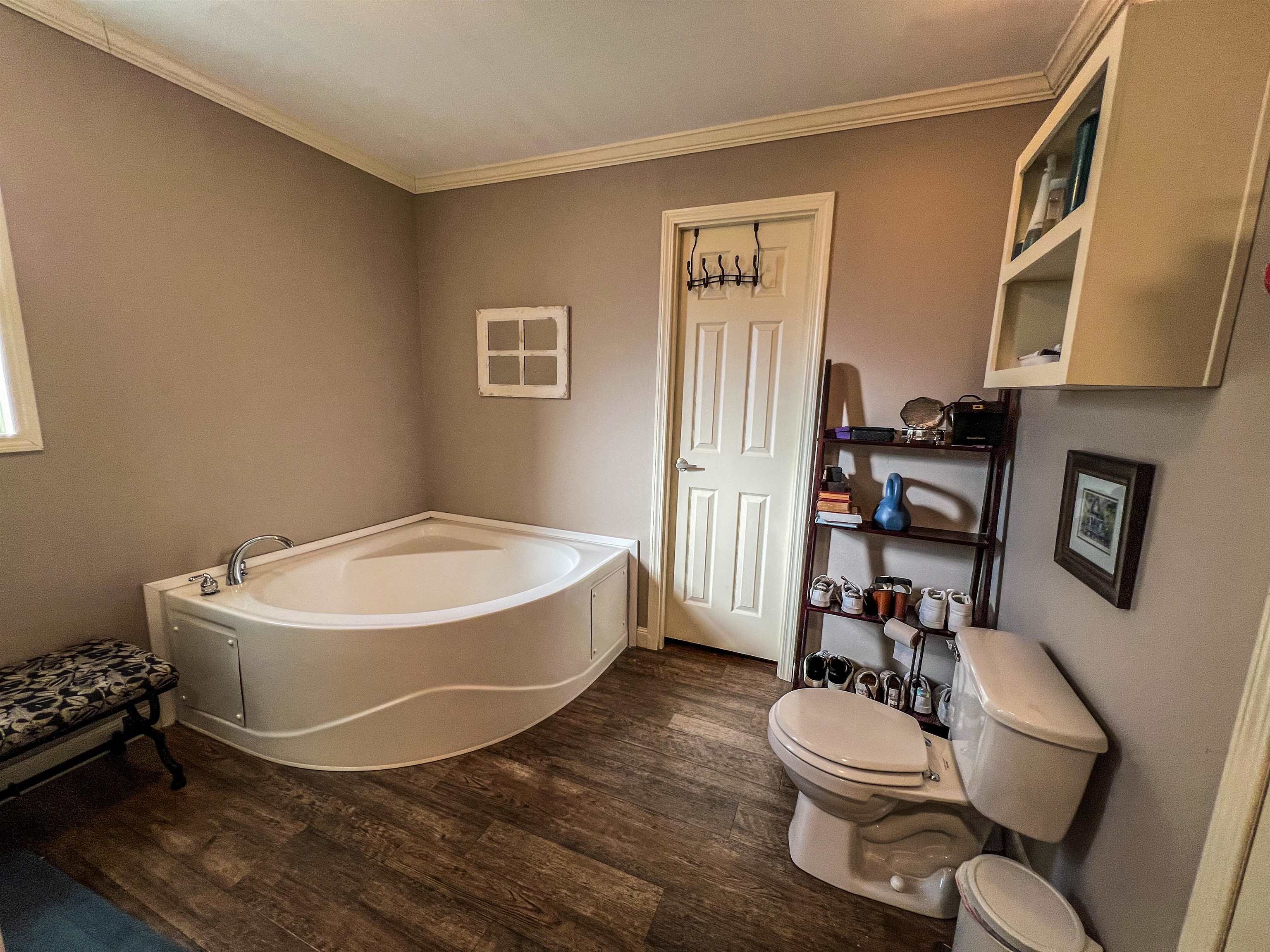 9492 Brighton Avenue Elberta, AL 36530 - Photo 22 of 38 Bathroom