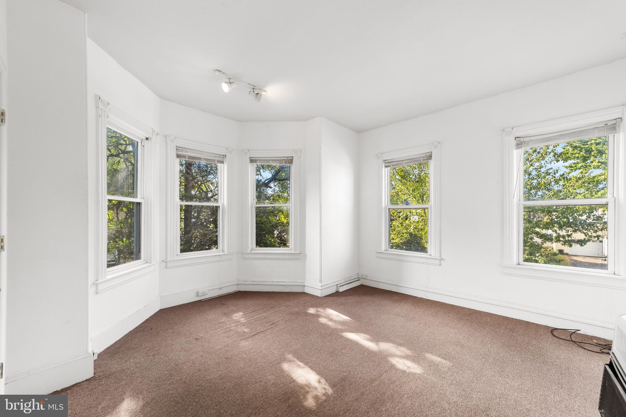 333 Filmore Street Riverside, NJ 08075 - Photo 9 of 31