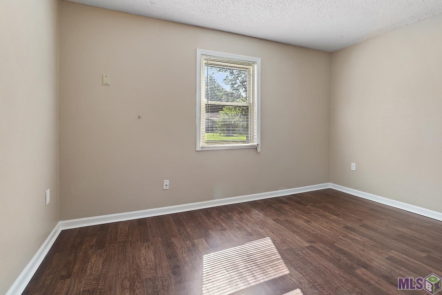 4920 Prescott Road Baton Rouge, LA 70805 - Photo 3 of 15 Gallery Image 3