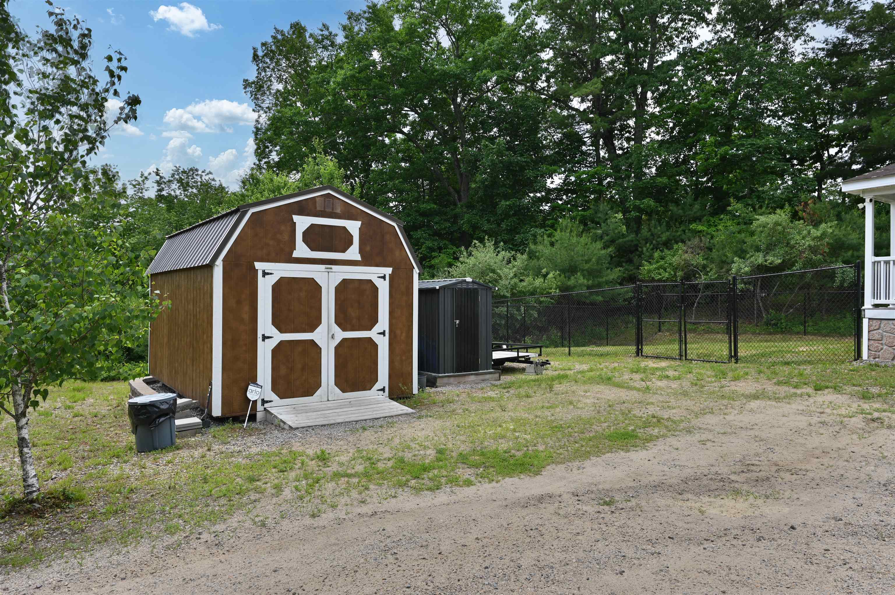124 Chester Road Raymond, NH 03077 - Photo 5 of 43 Gallery Image 5