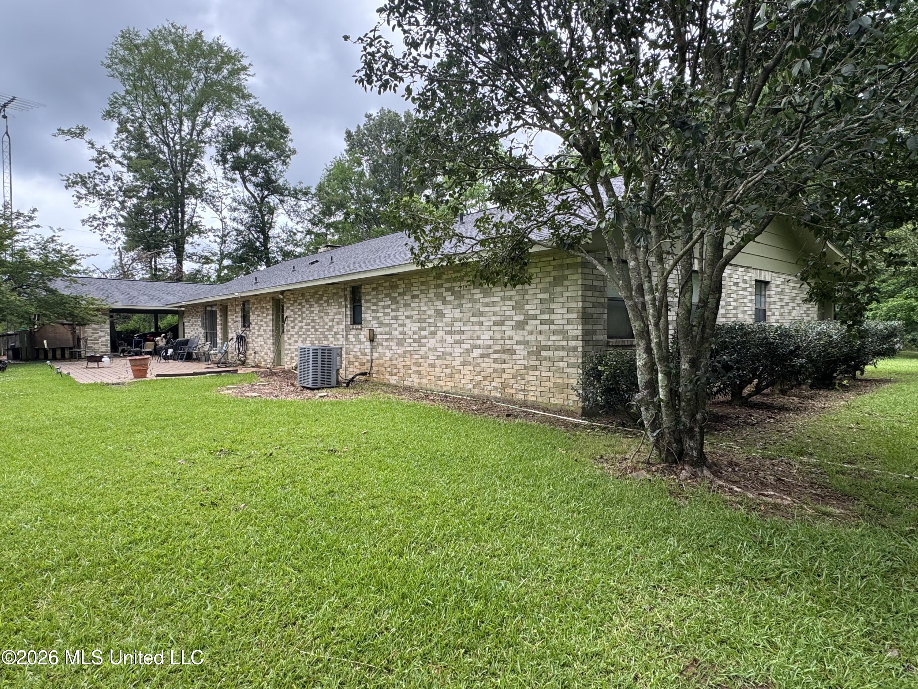 2216 Cane Creek Road Centreville, MS 39631 - Photo 8 of 58 IMG_1365