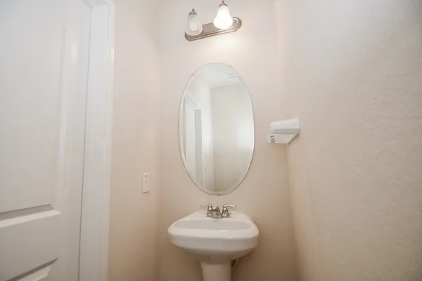 $2,350 | 2738 Meandering Elm Trail, Houston, TX 77045