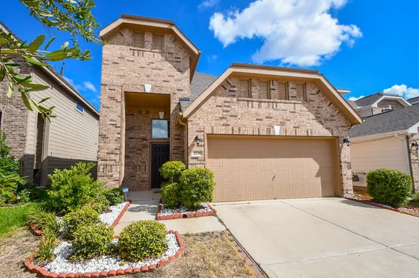 $2,350 | 2738 Meandering Elm Trail, Houston, TX 77045