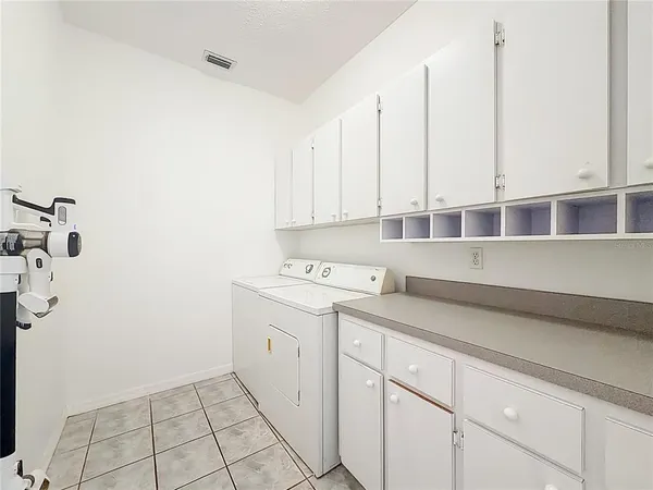 $539,700 | 2614 Southeast 25th Court, Ocala, FL 34471