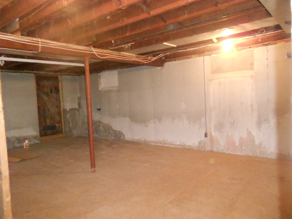 73 Starrett Road Lynn, MA 01905 - Photo 14 of 17 Gallery Image 14