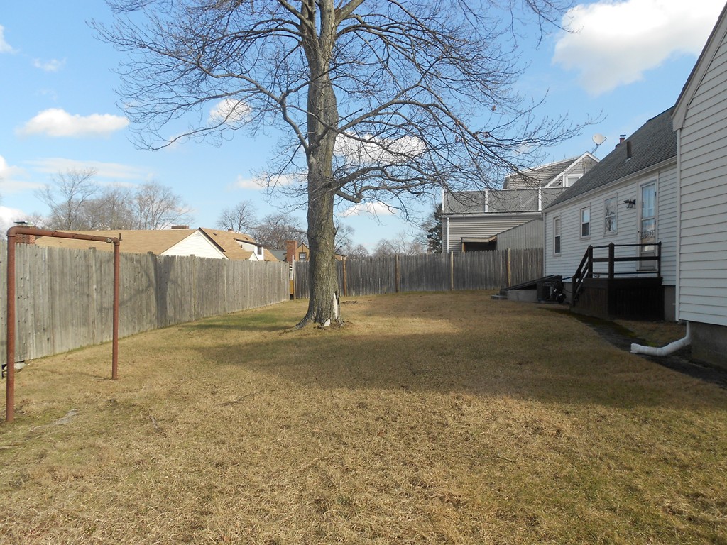 73 Starrett Road Lynn, MA 01905 - Photo 16 of 17 Gallery Image 16