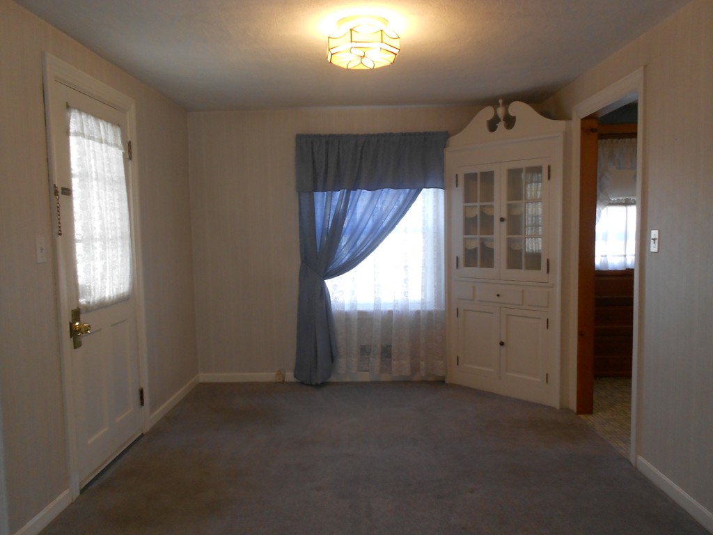 73 Starrett Road Lynn, MA 01905 - Photo 10 of 17 Gallery Image 10