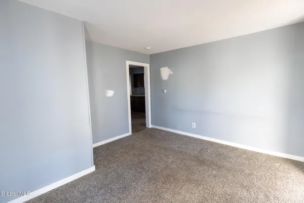 $1,400 | 104 Lawrence Street, Unit 1, Glens Falls, NY 12801