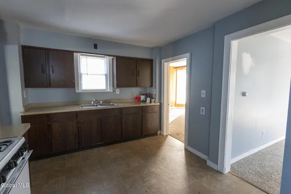 $1,400 | 104 Lawrence Street, Unit 1, Glens Falls, NY 12801