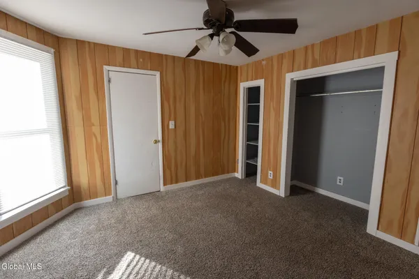 $1,400 | 104 Lawrence Street, Unit 1, Glens Falls, NY 12801