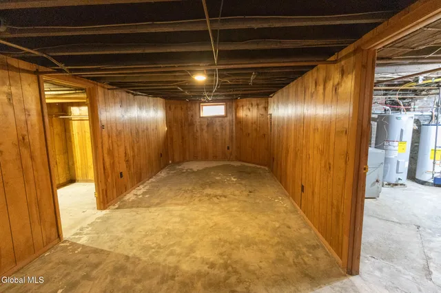 $1,400 | 104 Lawrence Street, Unit 1, Glens Falls, NY 12801