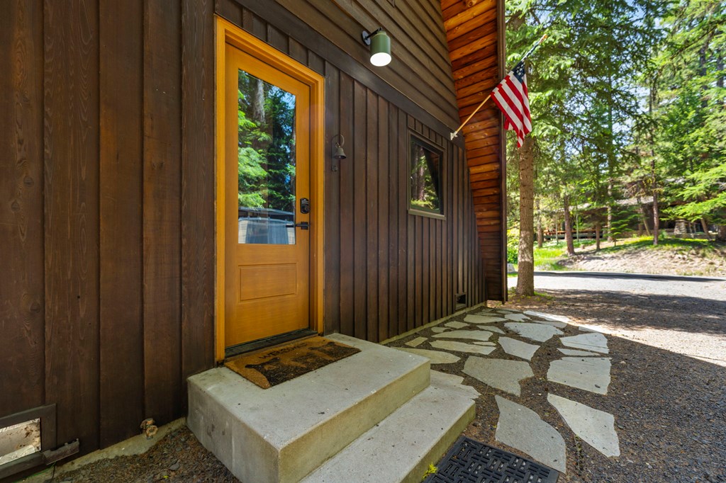 501 Gamble Road McCall, ID 83638 - Photo 22 of 28 Front Door