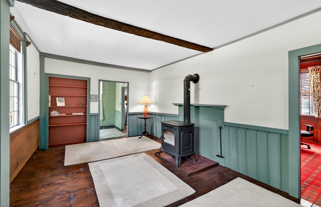 17 South Main Street Petersham, MA 01366 - Photo 4 of 42