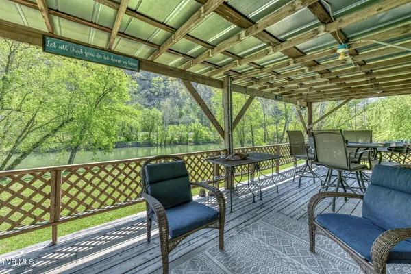 $159,900 | 186 Clinch River Highway, Duffield, VA 24244