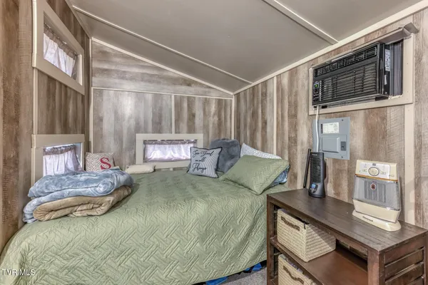 $159,900 | 186 Clinch River Highway, Duffield, VA 24244