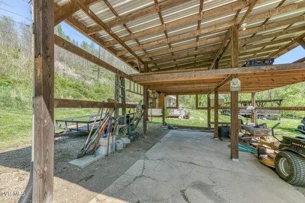 $159,900 | 186 Clinch River Highway, Duffield, VA 24244