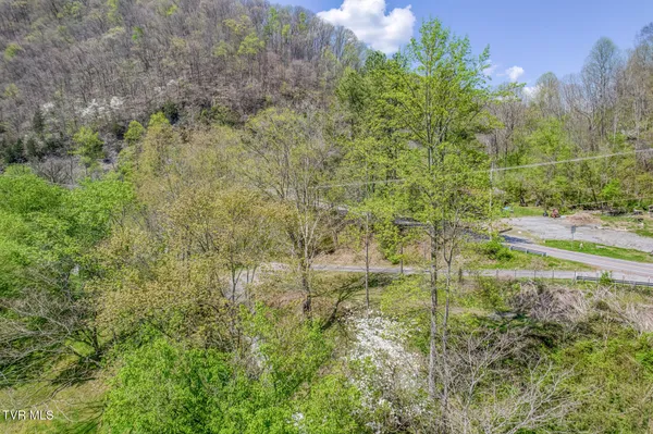 $159,900 | 186 Clinch River Highway, Duffield, VA 24244