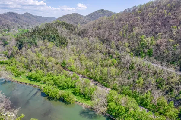 $159,900 | 186 Clinch River Highway, Duffield, VA 24244