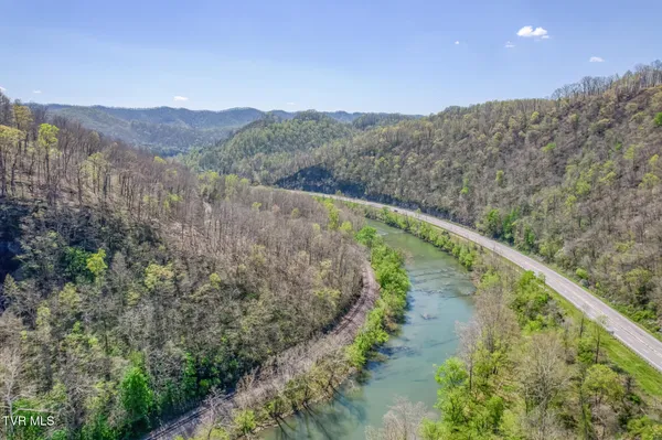 $159,900 | 186 Clinch River Highway, Duffield, VA 24244