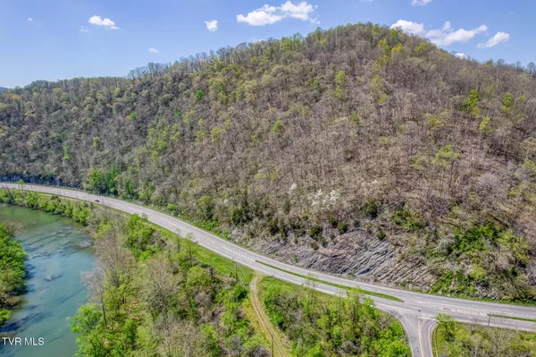 $159,900 | 186 Clinch River Highway, Duffield, VA 24244