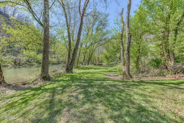 $159,900 | 186 Clinch River Highway, Duffield, VA 24244