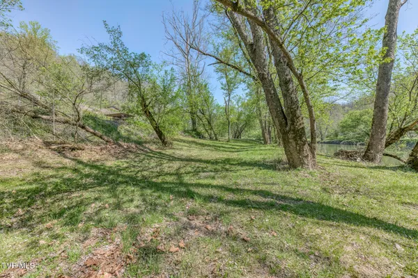 $159,900 | 186 Clinch River Highway, Duffield, VA 24244