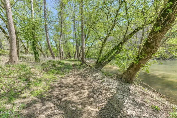 $159,900 | 186 Clinch River Highway, Duffield, VA 24244