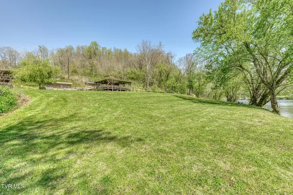 $159,900 | 186 Clinch River Highway, Duffield, VA 24244