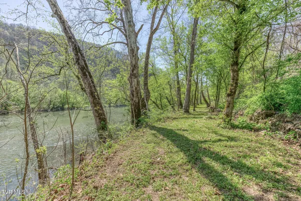 $159,900 | 186 Clinch River Highway, Duffield, VA 24244