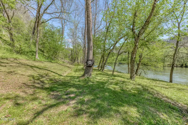 $159,900 | 186 Clinch River Highway, Duffield, VA 24244