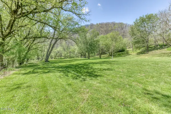 $159,900 | 186 Clinch River Highway, Duffield, VA 24244