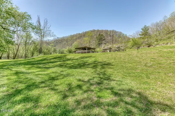 $159,900 | 186 Clinch River Highway, Duffield, VA 24244