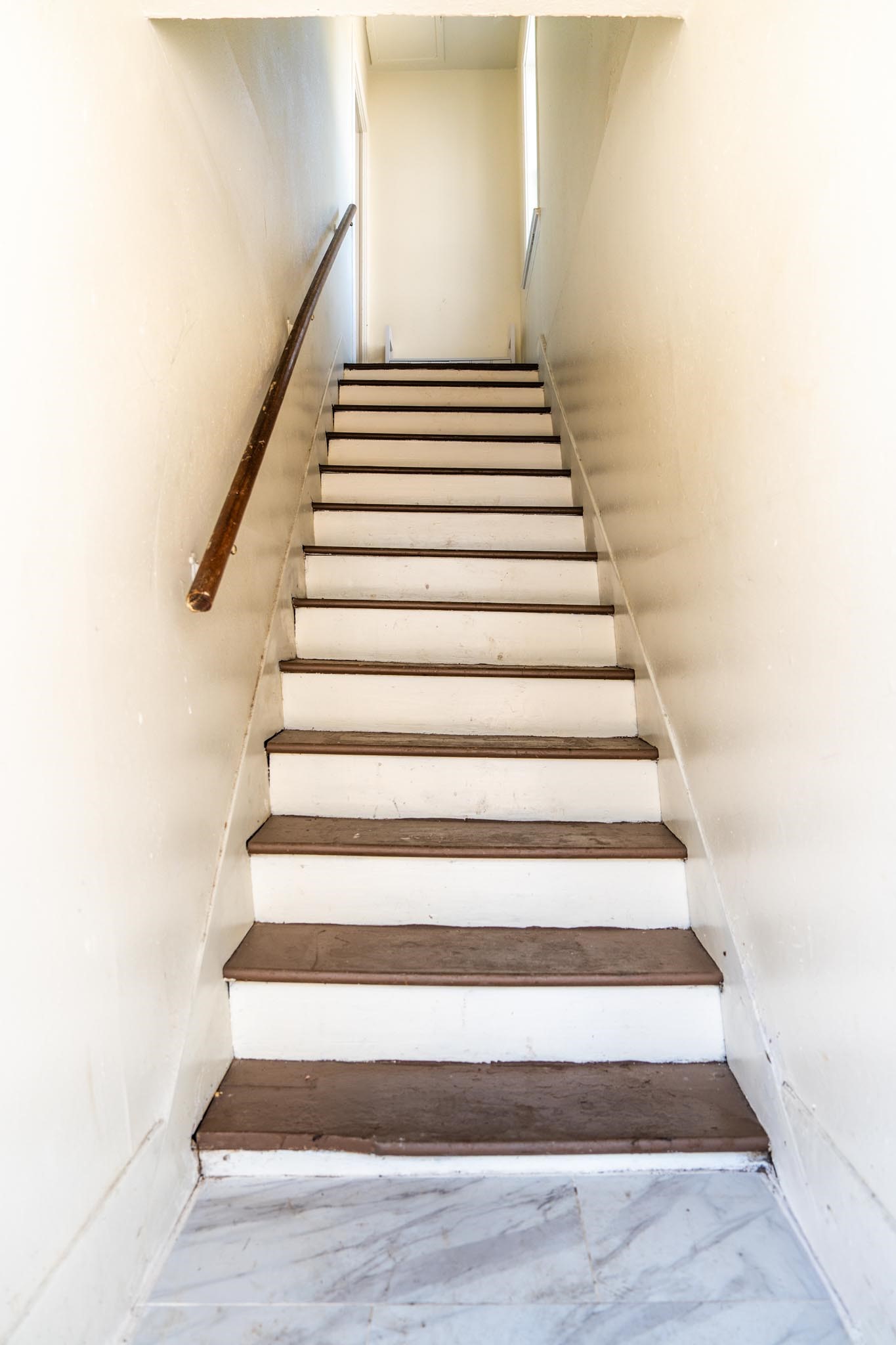 1909 Colquitt Street, Unit 7 Houston, TX 77098 - Photo 2 of 17 a view of entryway